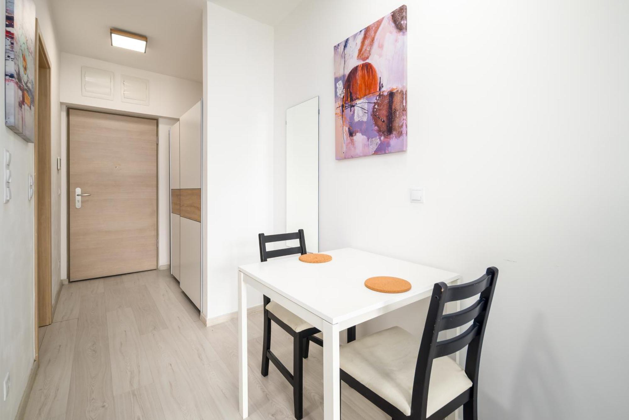Atrium Residence Deluxe Suite-Free Parking Garage Same Building Budapest Exterior foto